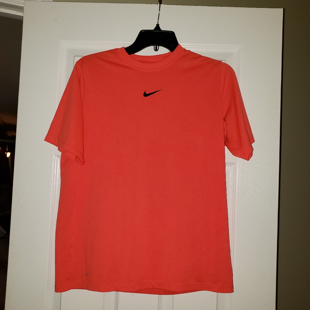 Nike Dri-Fit Short Sleeve